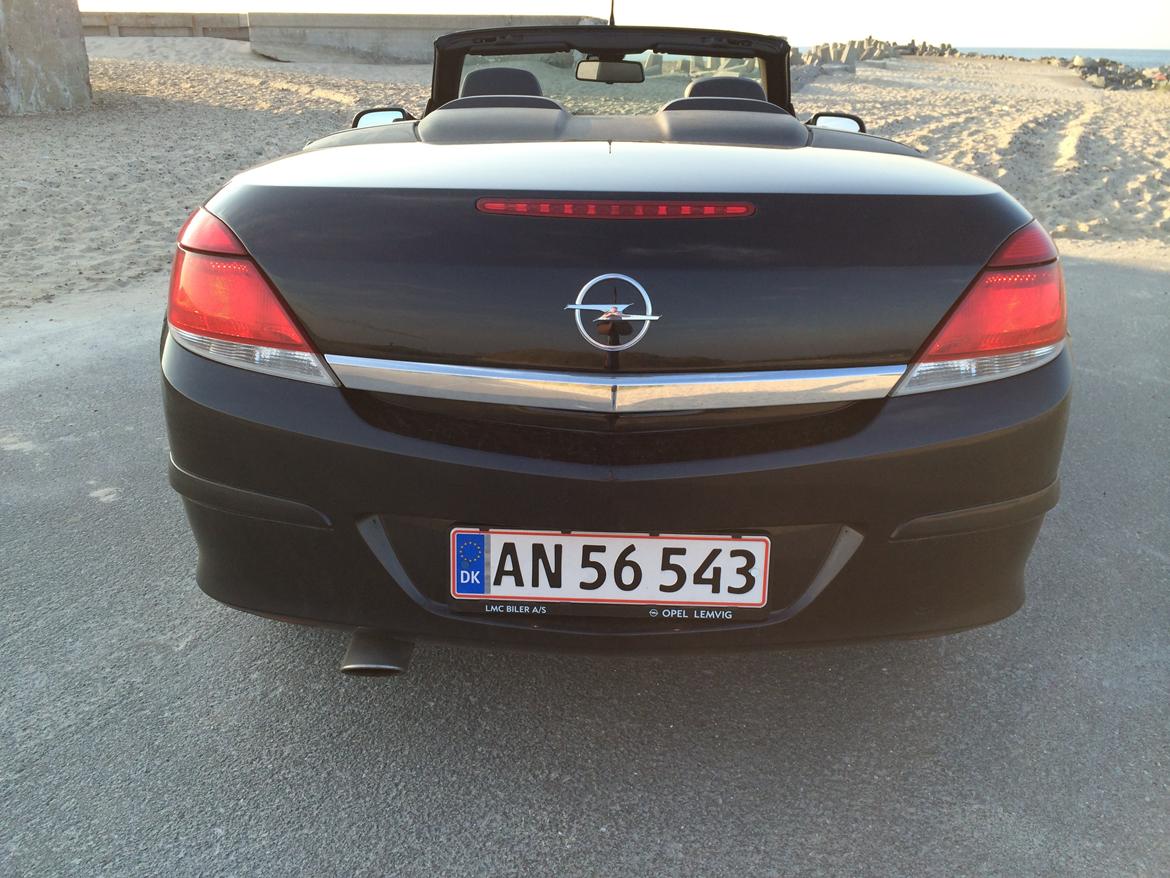 Opel Astra 2.0 TwinTop billede 8