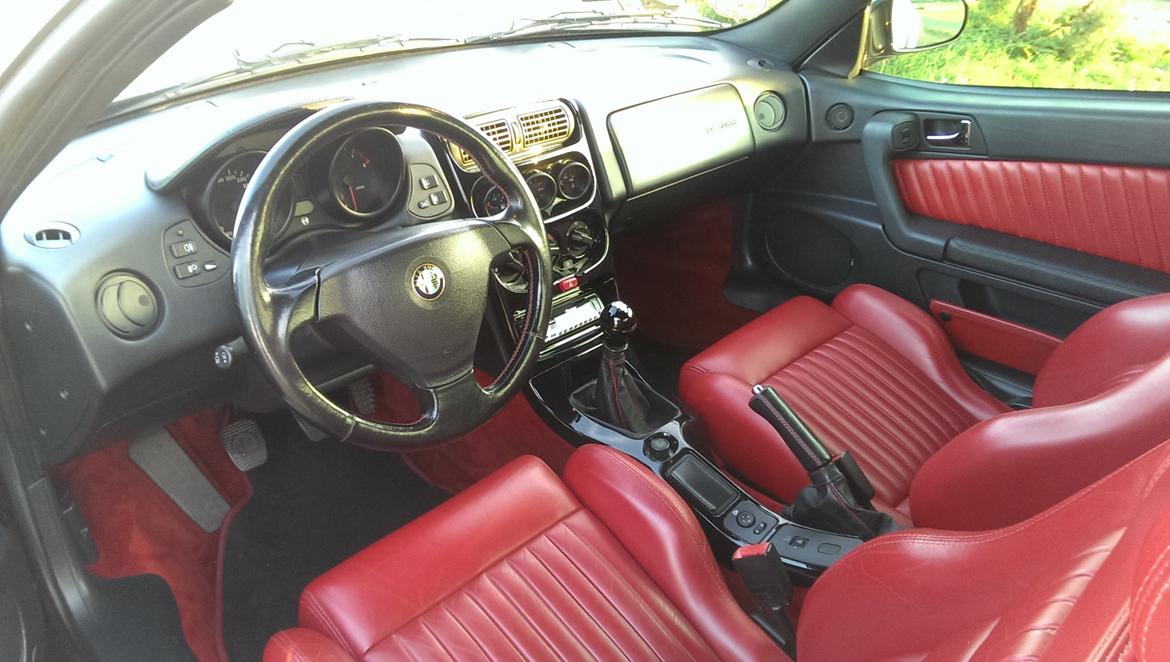 Alfa Romeo GTV (916) billede 14