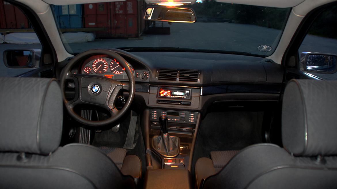 BMW E39 523i billede 30