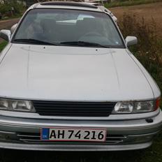 Mitsubishi galant