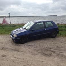 Renault Clio 1.8 16V Grand Prix