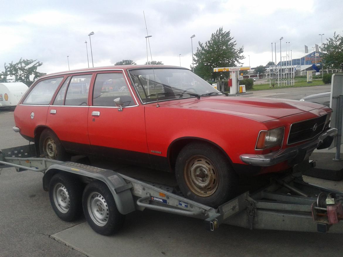 Opel Rekord D Caravan 2100 Diesel billede 5