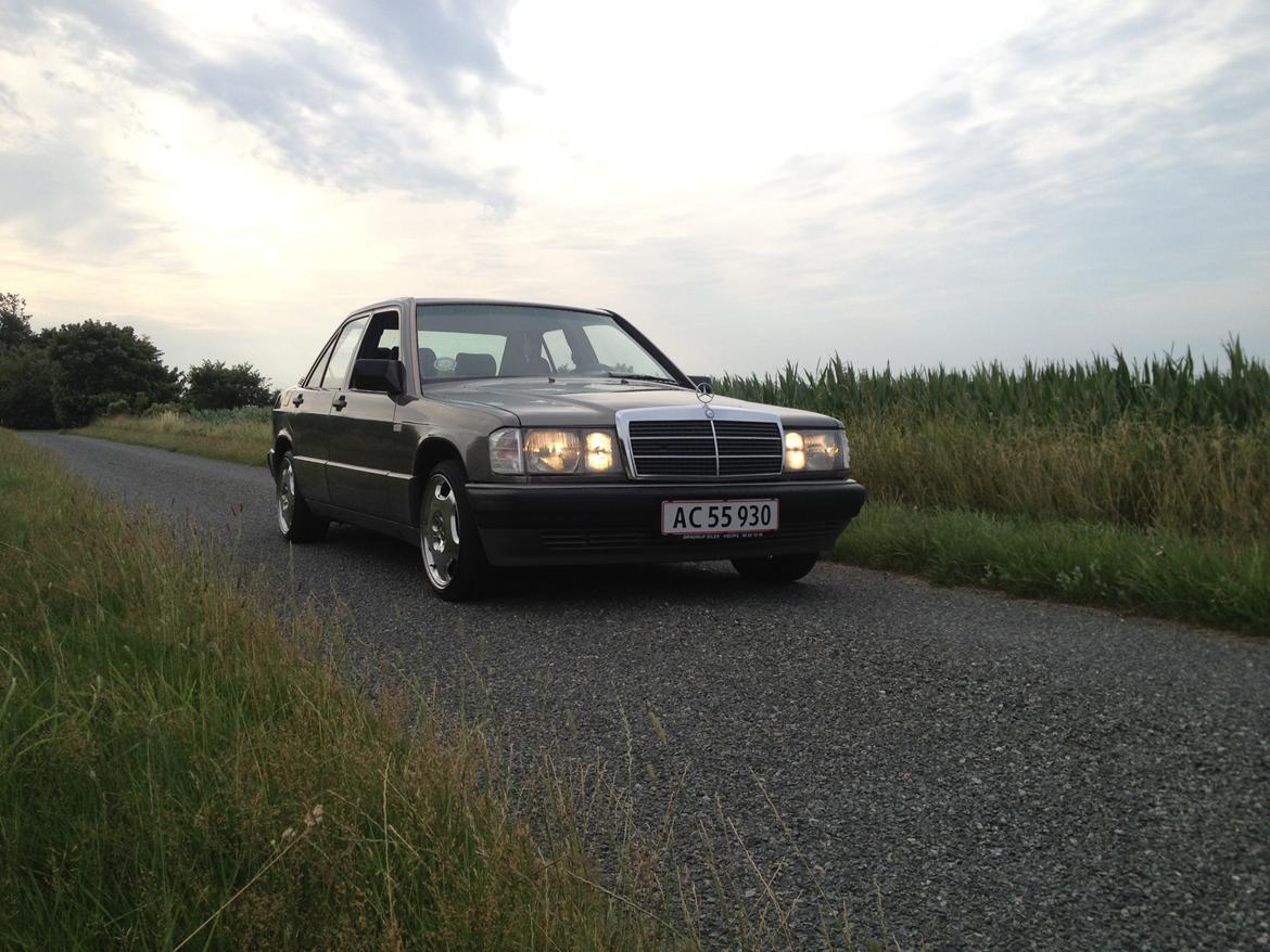 Mercedes Benz 190D W201 2,5 billede 2