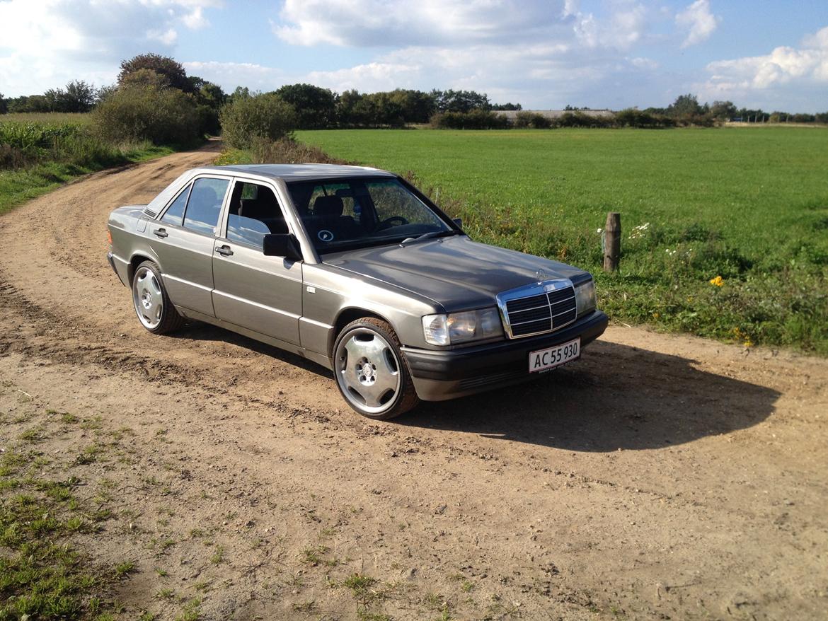 Mercedes Benz 190D W201 2,5 billede 18