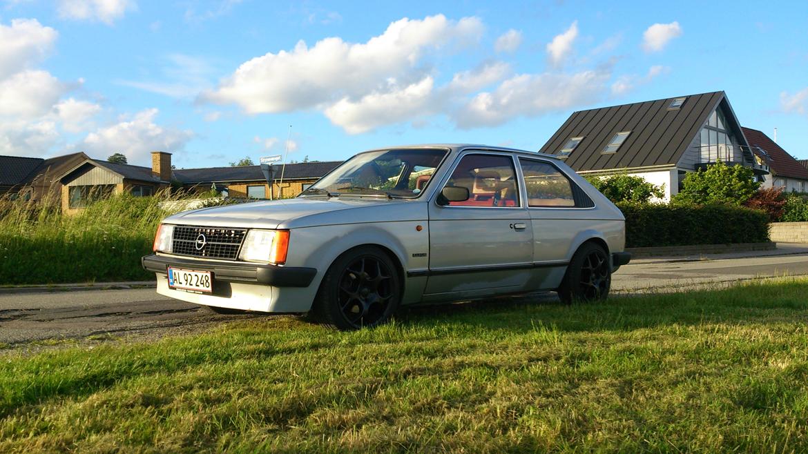 Opel Kadett D Luxus 16V billede 1