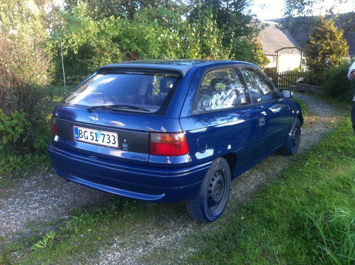 Opel Astra F 1,4i billede 6