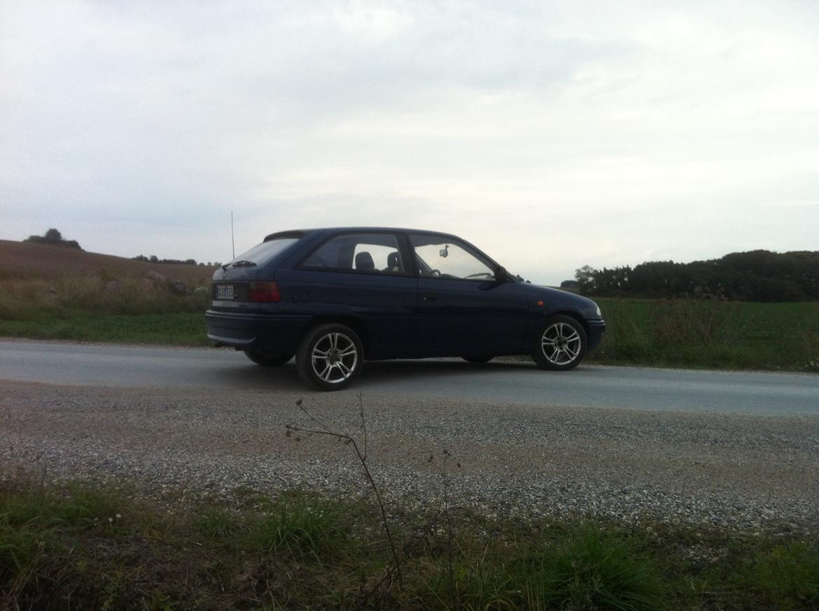 Opel Astra F 1,4i billede 12