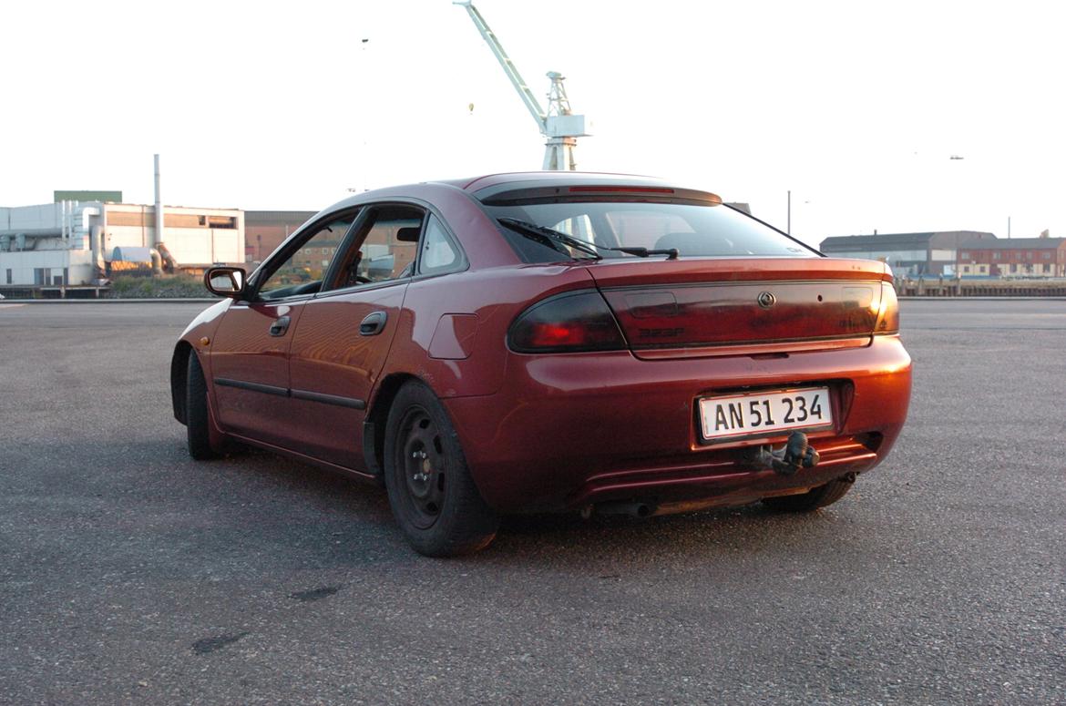 Mazda 323F Ba billede 5