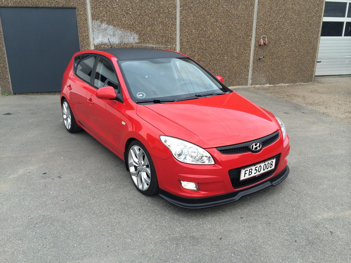 Hyundai i30 Familie Bilen ( Solgt )  billede 2