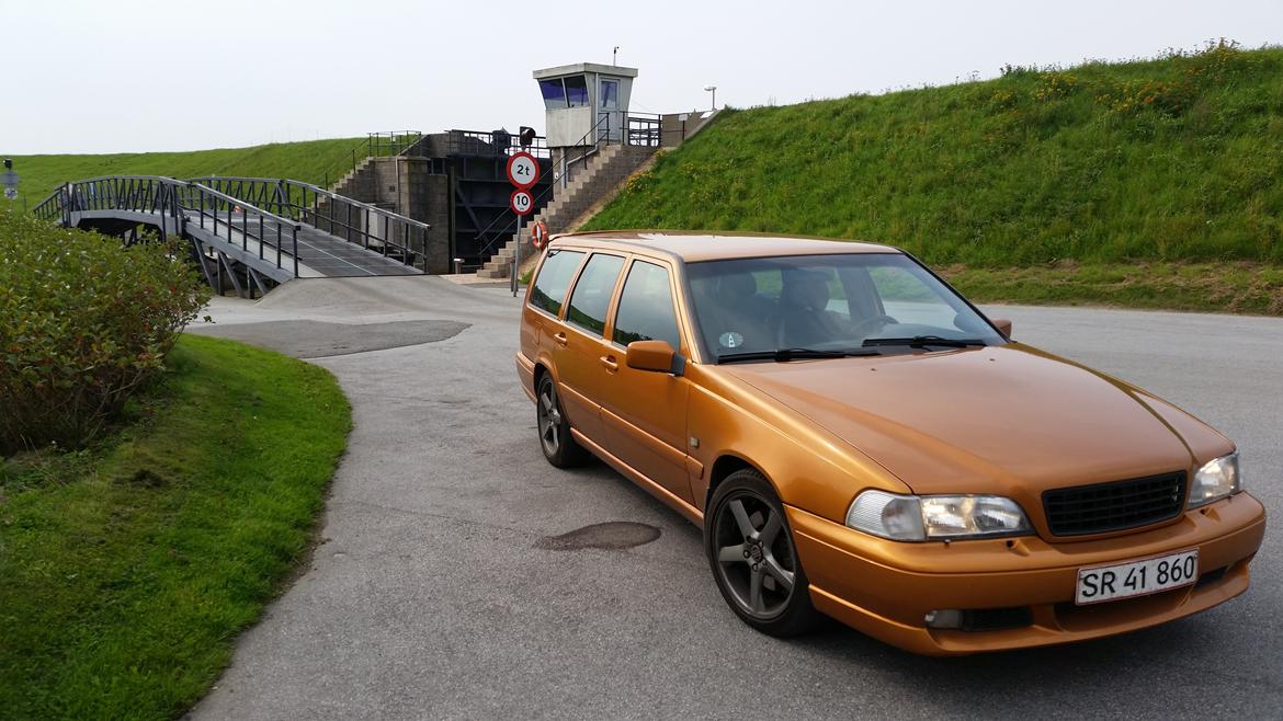 Volvo V70R billede 18