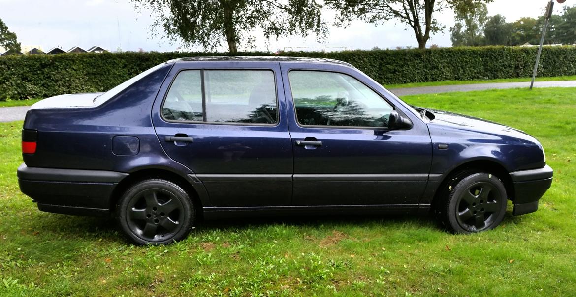 VW Vento (solgt) billede 3