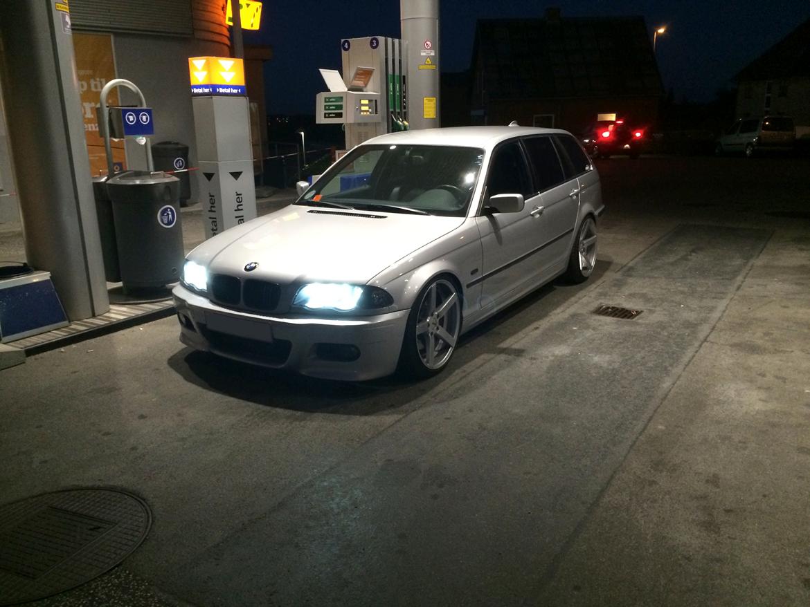 BMW 330D Touring billede 5