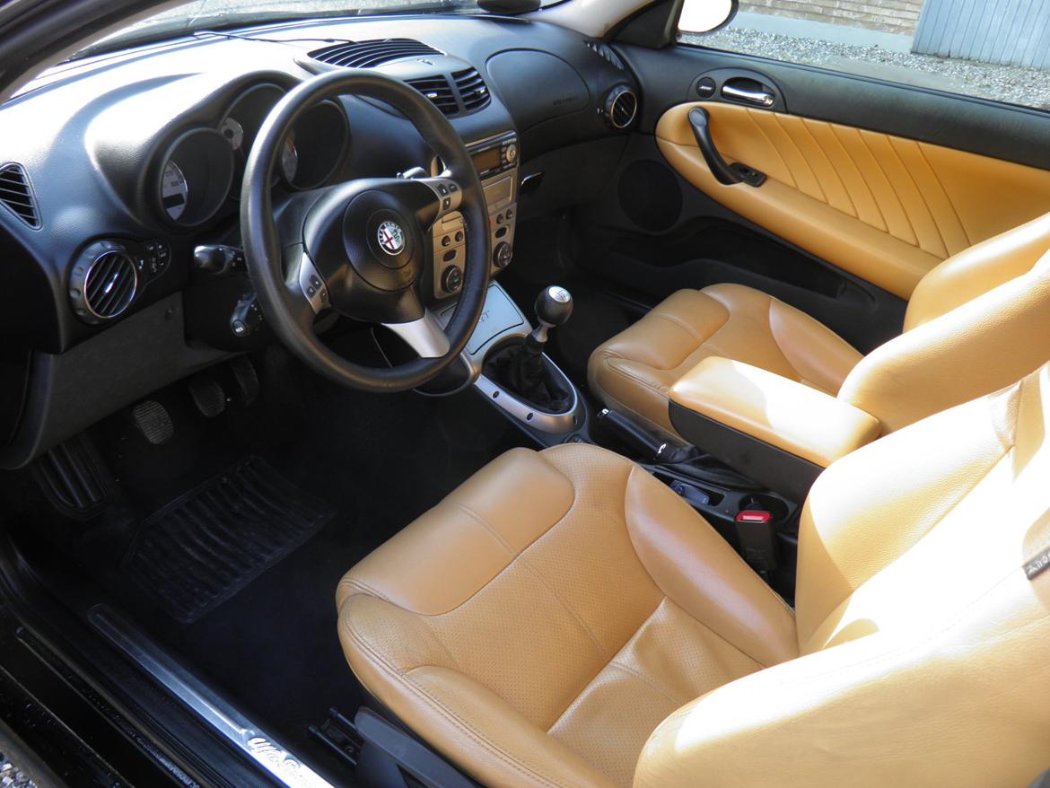 Alfa Romeo GT 3,2 V6 billede 8