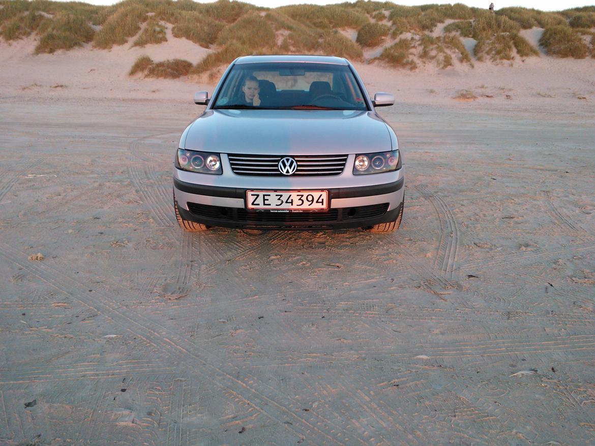 VW passat 1.6 limo billede 4