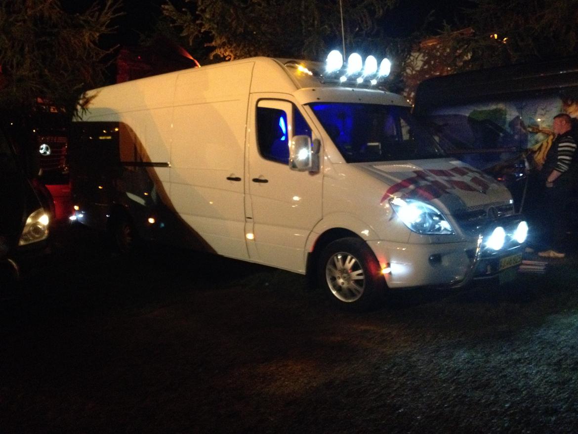 Mercedes Benz Sprinter 319 billede 15