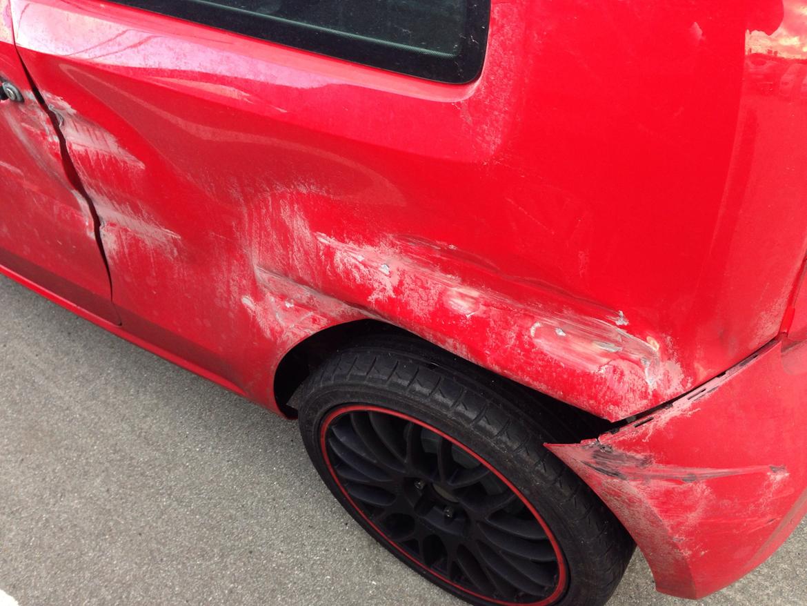 Seat Mii - TOTAL SKADET billede 4