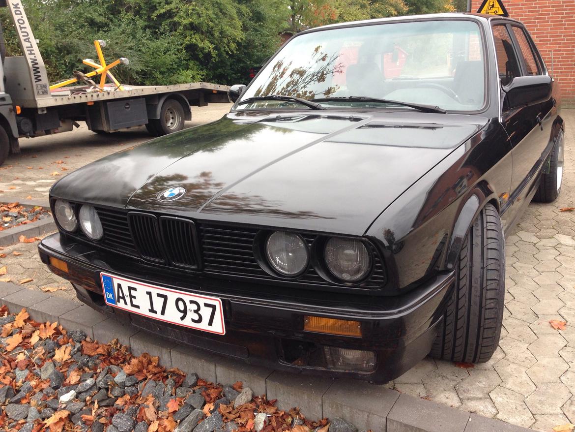 BMW 320i E30 billede 11