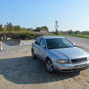 Audi A4 2,6 v6 sedan
