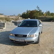 Audi A4 2,6 v6 sedan