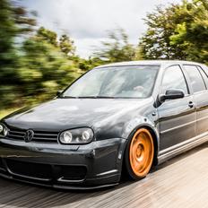 VW Golf 4 GTI Airride Boosted oktober 2014