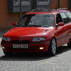 Opel Astra F Caravan "GSI"