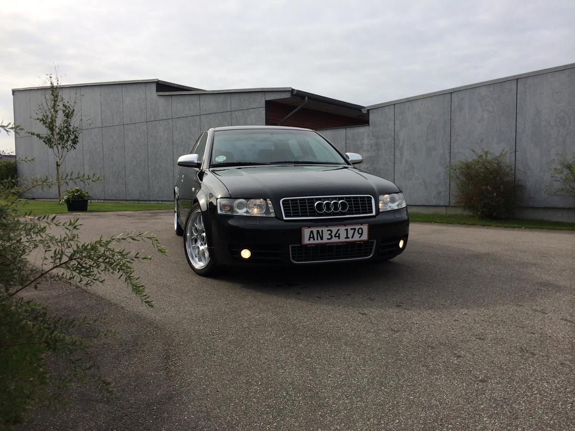 Audi A4 1,8T Limousine billede 2