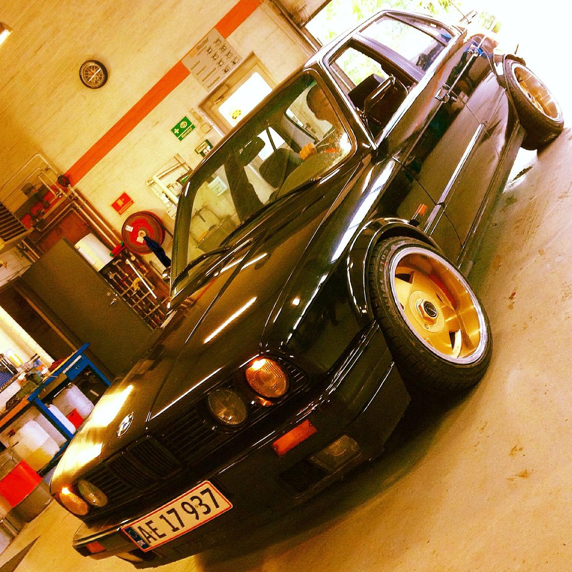 BMW 320i E30 billede 14