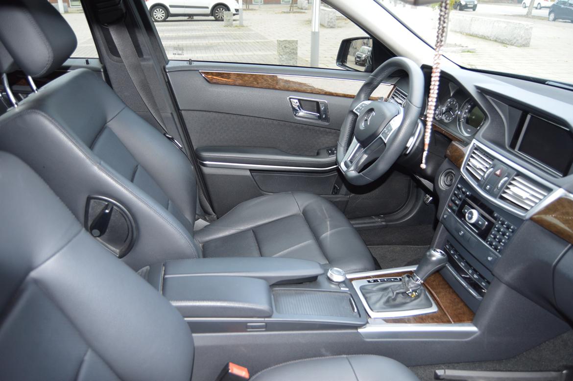 Mercedes Benz W212 220 Cdi AMG Edition SOLGT billede 17