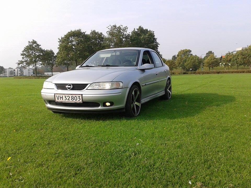 Opel vectra b 16v sport billede 1