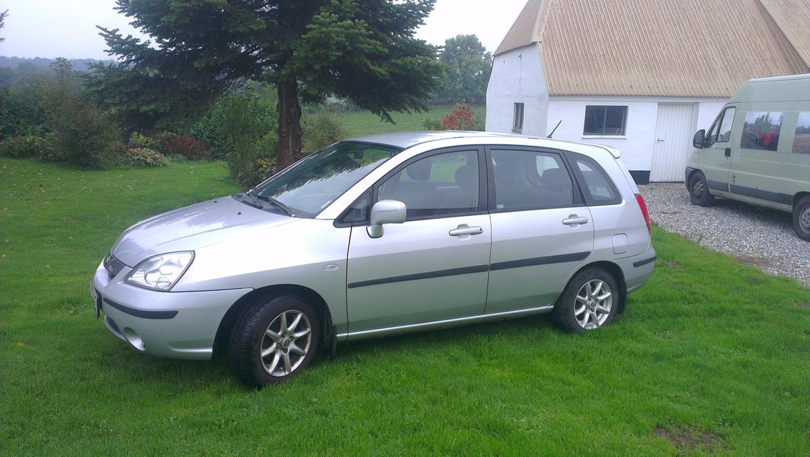 Suzuki Liana 1,6 16V billede 1