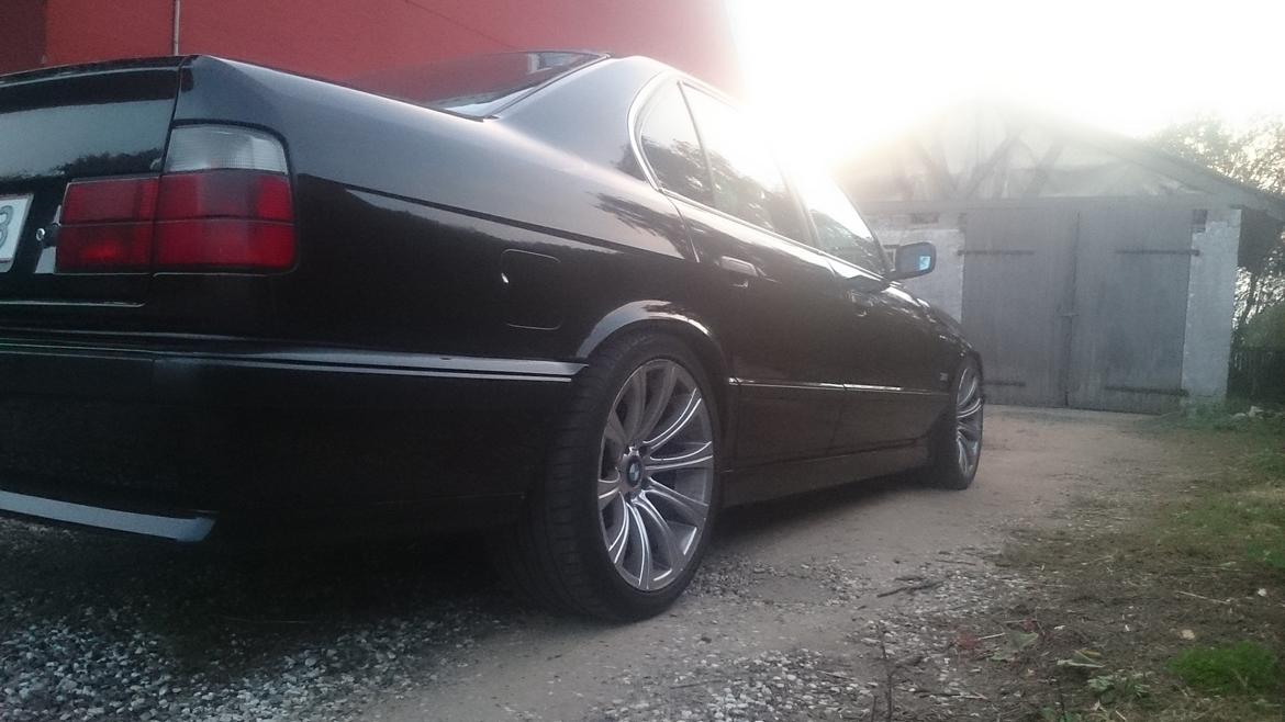 BMW e34 525 billede 3