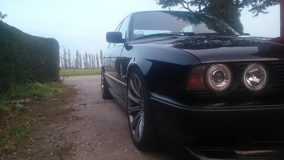 BMW e34 525 billede 2