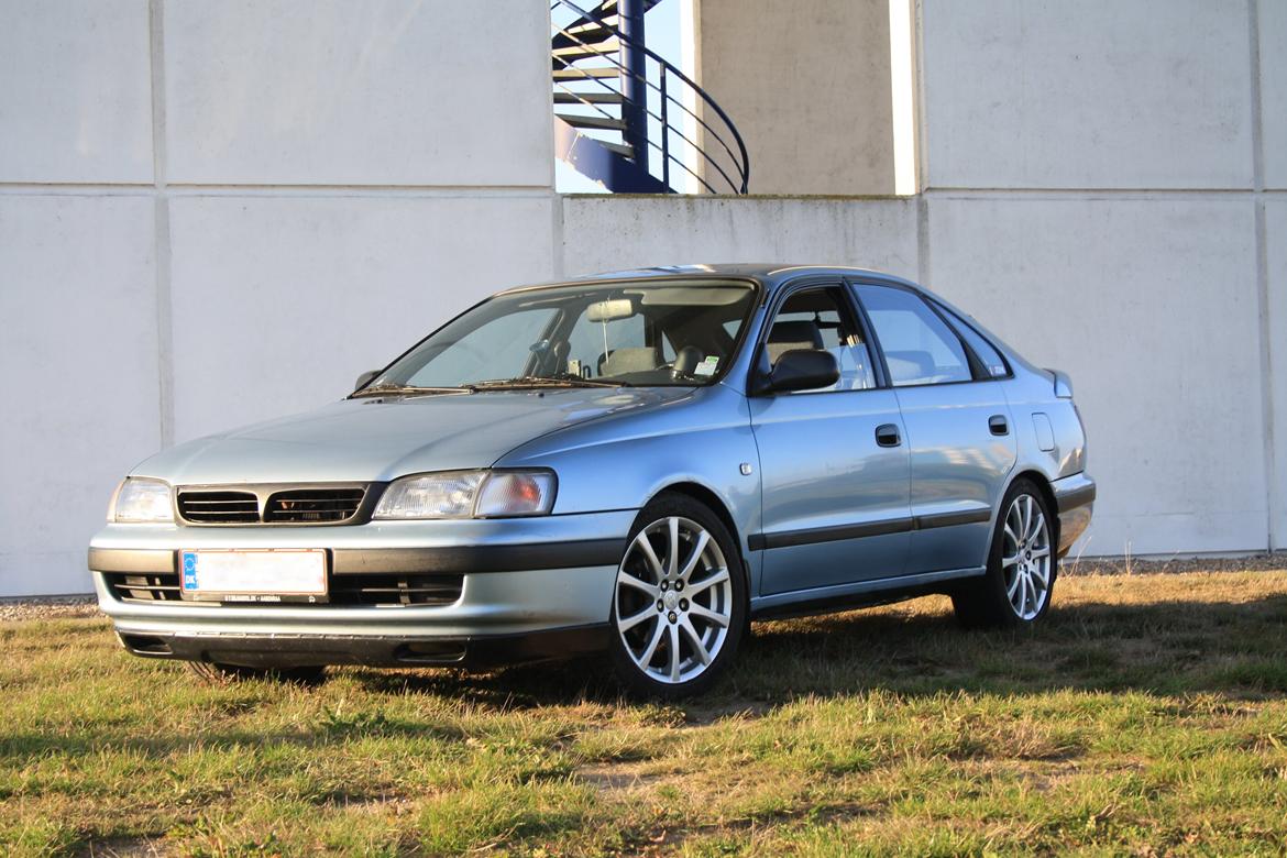 Toyota Carina E 1.6 SLI billede 13