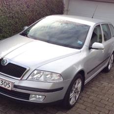 Skoda Octavia 2.0 TDI Elegance combi