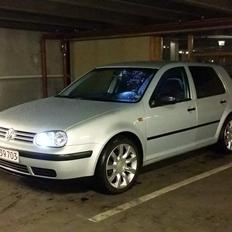 VW Golf 1,6 sr  8v