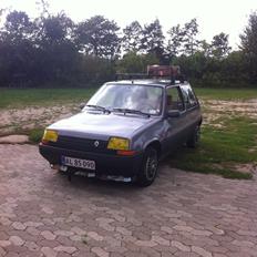 Renault 5