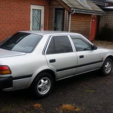 Toyota Carina II