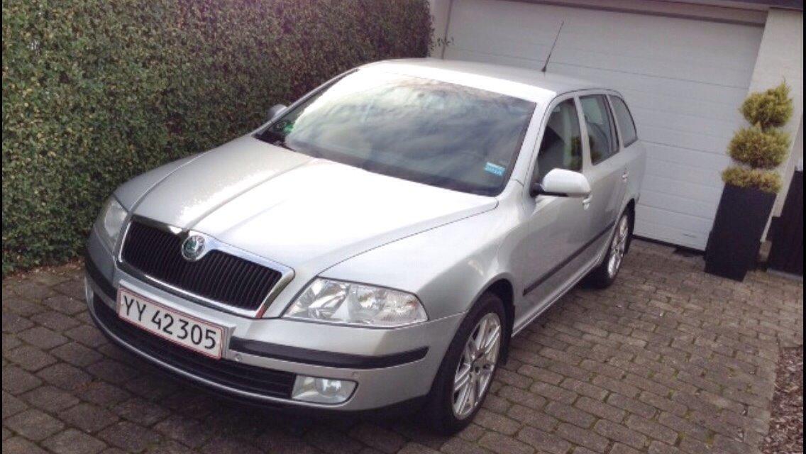 Skoda Octavia 2.0 TDI Elegance combi billede 1