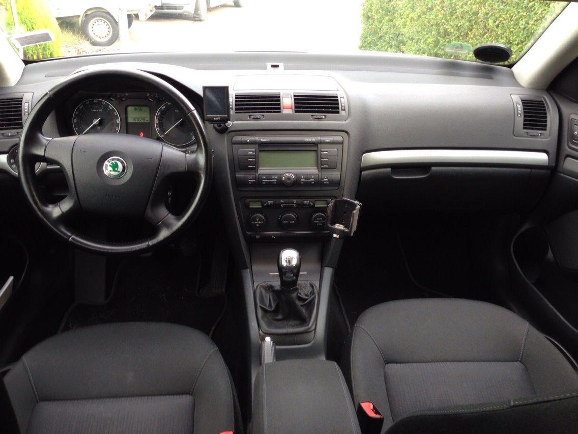 Skoda Octavia 2.0 TDI Elegance combi billede 9