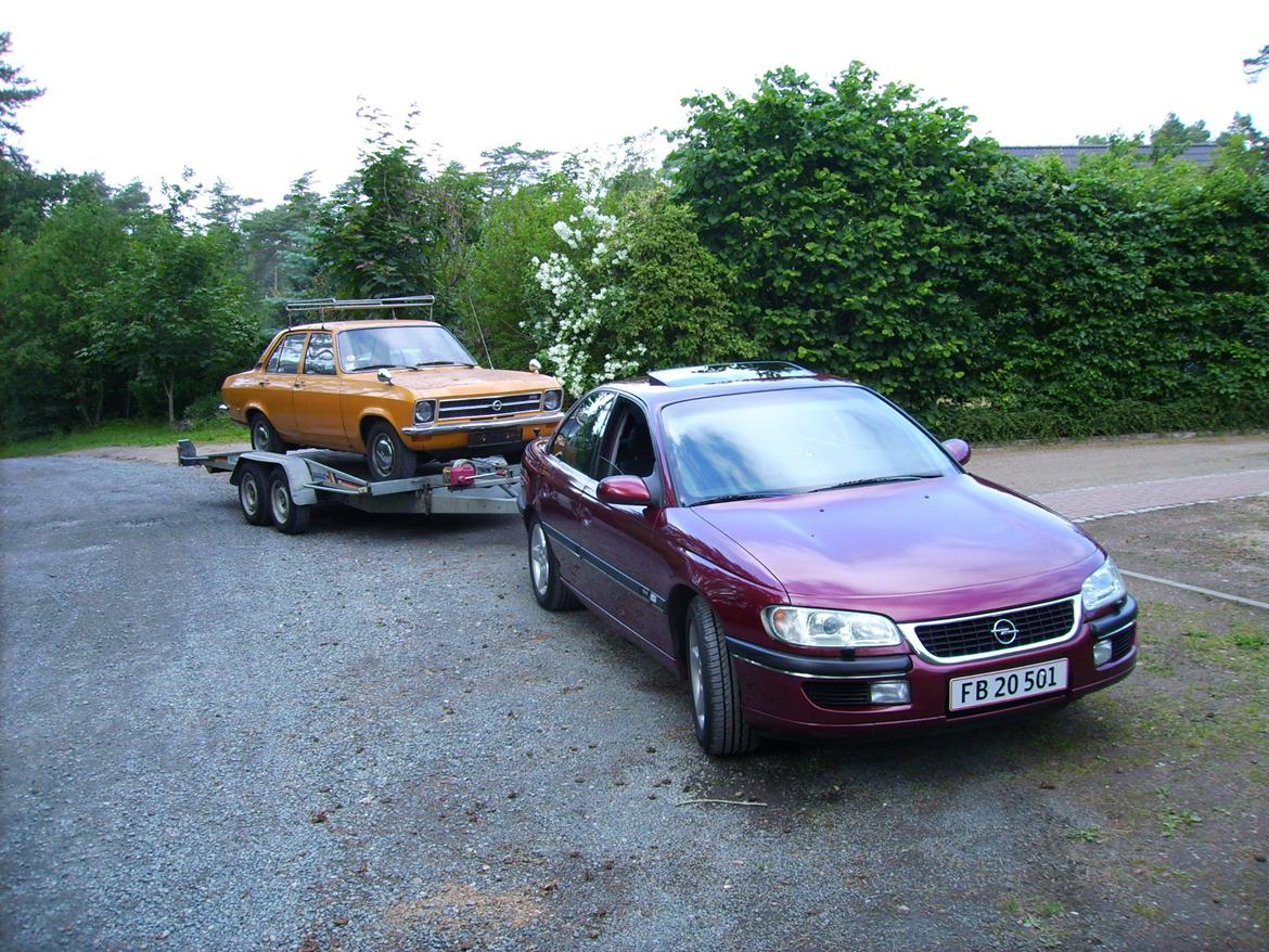 Opel Omega B MV6 - Syd for Hamburg og hente en Ascona A, som min kammerat købte billede 10