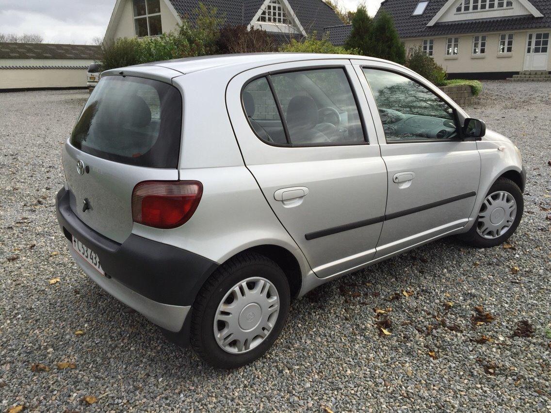 Toyota Yaris 1000 16V billede 5