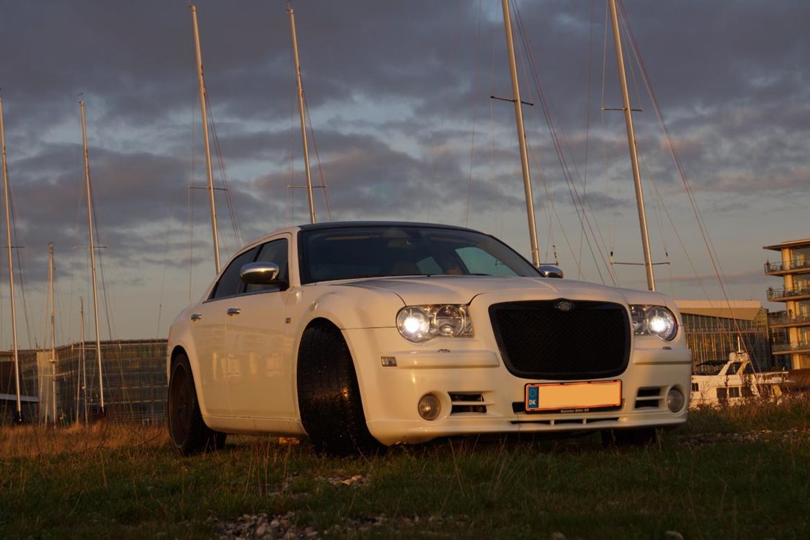 Chrysler 300C Aka Bawlar billede 6