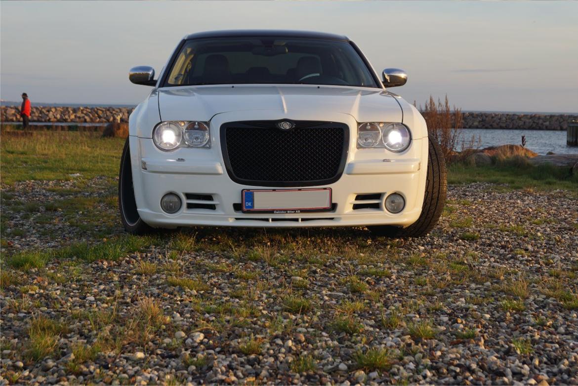 Chrysler 300C Aka Bawlar billede 10