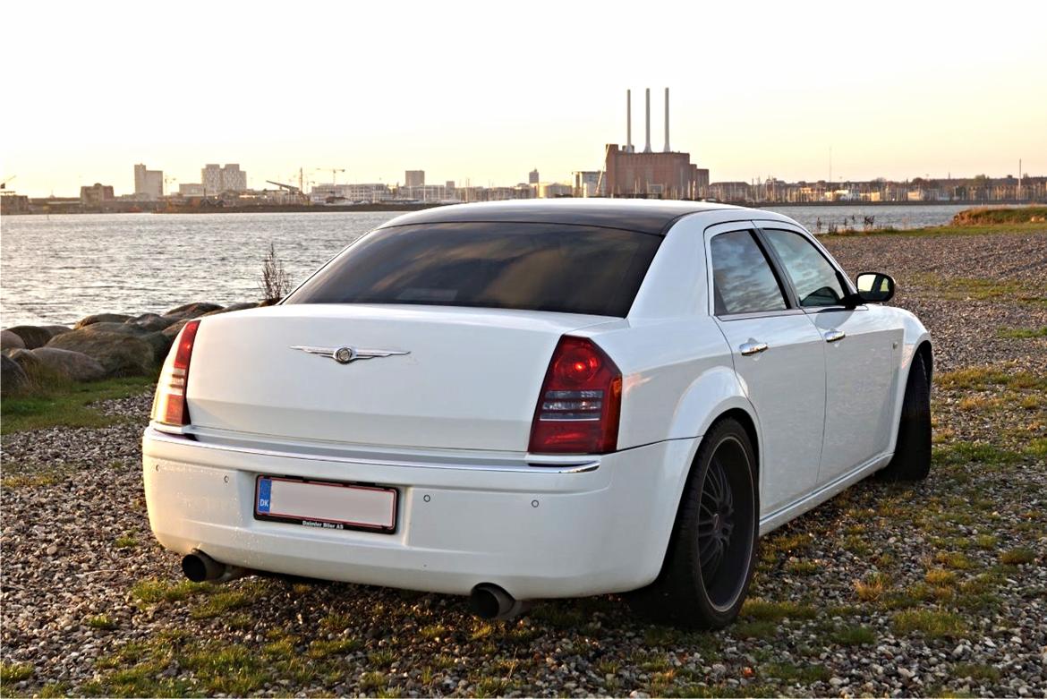 Chrysler 300C Aka Bawlar billede 5