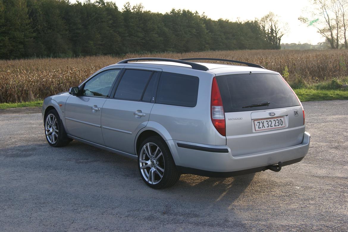 Ford Mondeo 2,5 V6 Stationcar billede 3