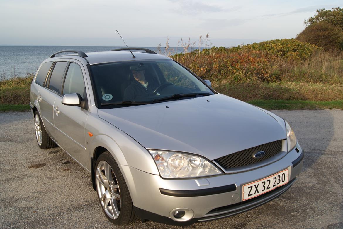 Ford Mondeo 2,5 V6 Stationcar billede 16