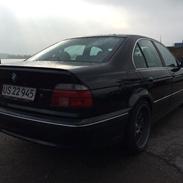 BMW E39 520i