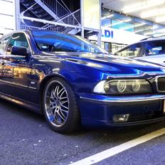 BMW E39 - 520i A
