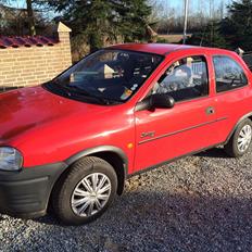 Opel Corsa b 