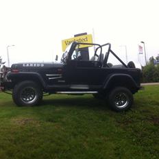 Jeep Wrangler YJ Laredo